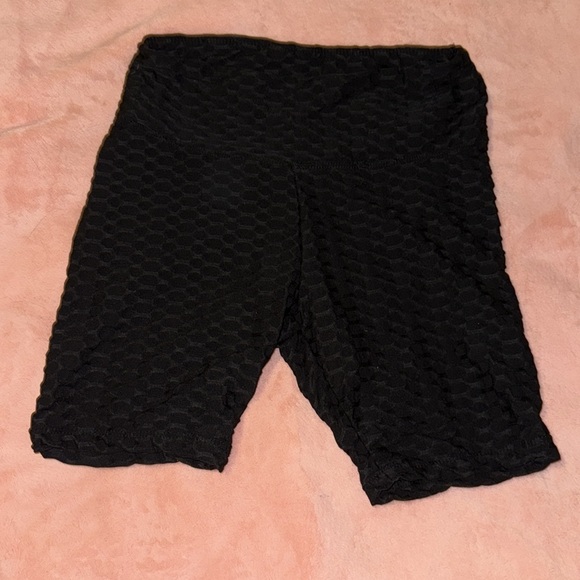 Gym Clothes Bundle - 3 Pieces (Size Medium) - Only $15! - Picture 4 of 8